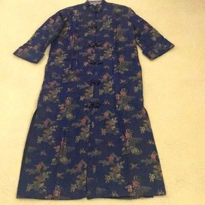 NWOT Ladies full length dressy robe
